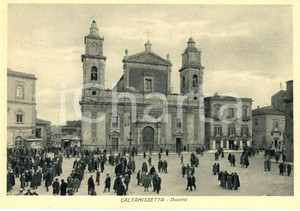 Cartolina originale da collezione 1942 CALTANISSETTA Veduta esterna cattedrale di SANTA MARIA LA NOVA ANIMATA FG 1