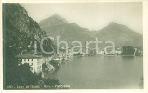 Cartolina originale da collezione 1930 ca RIVA DEL GARDA BS Panorama del paese e del lago Cartolina FP NV 1