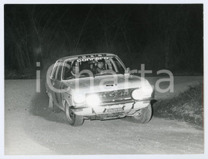 Fotografia d epoca originale 1973 4Â° Rally SAN MARINO Gara notturna con OPEL Kadett BRAI VIGNOLI JOLLY CLUB 1