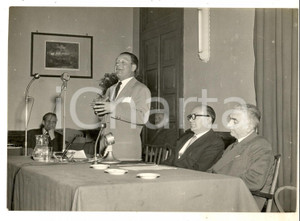Fotografia d epoca originale 1955 SAINTVINCENT On. Egidio ARIOSTO al Convegno del Teatro Italiano Foto 1