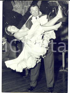 Fotografia d epoca originale 1952 CINEMA TÃªte folle Annie CORDY et Jean RICHARD dans le rockconga Photo 1