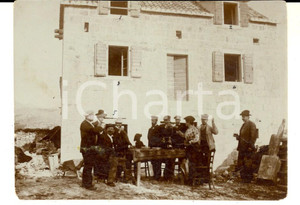 Fotografia d epoca originale 1902 ITALIA Festa alla villa BOROEVIC  Cortile  Foto VINTAGE animata  11x8 cm 1