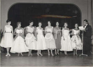 Fotografia d epoca originale 1956 SANREMO Adriana FACCIOLI eletta Sposina Ideale Foto 18x13 cm 1