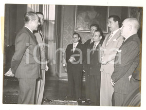 1956 ROMA Gaetano MARTINO riceve i migliori italiani all'estero *Foto 18x13