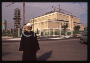 35mm vintage slide* 1990ca ROMA Muhammad Nur al-Din Isma'il presso la Moschea 7