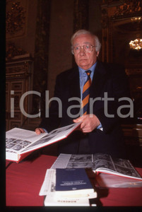 35mm vintage slide* 1990 ca ITALIA Paolo PISANÒ Ritratto del giornalista (1)
