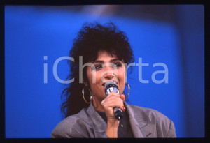 35mm vintage slide* 1990ca TELEVISIONE Marcella BELLA Ritratto della cantante 11