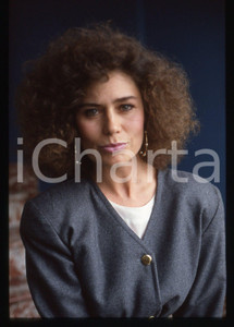 Fotografia d epoca originale 35mm vintage slide 1987 MILANO Corinne CLERY in Terrazza MARTINI Ritratto 1 1