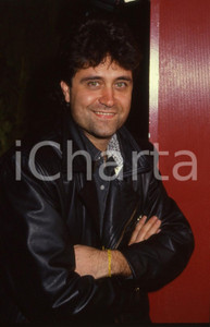 Fotografia d epoca originale 35mm vintage slide 1985 ca MUSICA Riccardo AZZURRI Ritratto del cantante 1 1