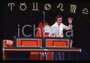 35mm vintage slide* 1984 RAI 2 IL TRAPPOLONE Mago SILVAN - Gioco di prestigio 82