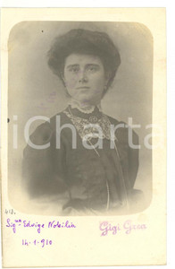 1910 ROMA (?) Ritratto di Edvige NOBILIA in abito ricamato *Fotocartolina 