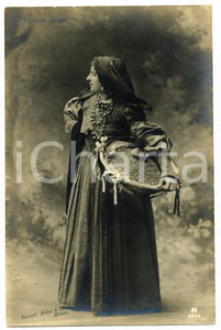 1910 ca OPERETTA Egloge SERVOLINI indossa costume da contadina *Cartolina FP NV