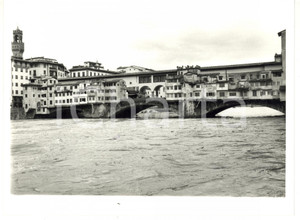 Fotografia d epoca originale 1990 ca FIRENZE Ponte Vecchio  Arno in piena Fotografia VINTAGE 24x18 1