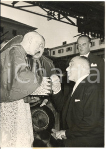 1953 TORINO Giovanni BOVETTI accoglie card. SCHUSTER per Congresso Eucaristico