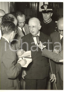 1957 ROMA Raffaele CHIAROLANZA rilascia intervista ai giornalisti *Foto 13x18 cm