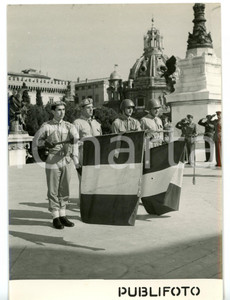 1953 ROMA Bandiere del 3° e 184° Reggimento Artiglieria da Campagna *Foto 13x18