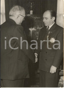 1953 PARIS Presidente Vincent AURIOL riceve ministro Aureliano OTANEZ *Foto