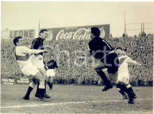 1955 CALCIO TORINO-MILAN 1-2 Uscita di Lorenzo BUFFON su Giancarlo BACCI *Foto