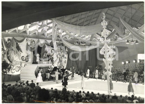 1956 TORINO ESPOSIZIONI - RASSEGNA ACCONCIATURA Sfilata modelli casa BRESSI (2)