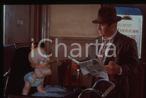 Fotografia d epoca originale 35mm vintage slide 1988 WHO FRAMED ROGER RABBIT  Bob HOSKINS e Baby HERMAN 1 1