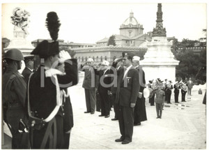 1957 ROMA Delegazione American Legion rende omaggio al Milite Ignoto *Foto