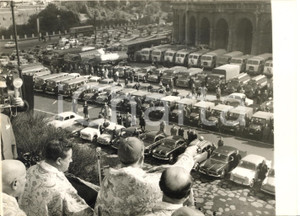 1959 ROMA Mons. Luigi TRAGLIA benedice automezzi per festa S. Francesca Romana