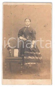 Fotografia d epoca originale 1870 ca ITALIA Ragazza con ombrellino  Ritratto Fotografia CDV 1