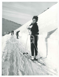 Fotografia d epoca originale 1960 ca DAVOS  SVIZZERA Silvana PAMPANINI sugli sci  Foto 17x23 cm 7 1