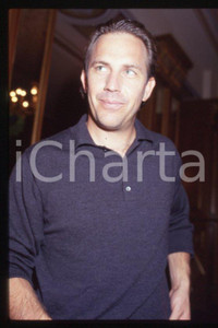 Fotografia d epoca originale Kevin COSTNER  ITALIA 1991 Evento Robin Hood 35 mm vintage slide 4 1