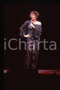 Fotografia d epoca originale Liza MINNELLI on stage   ITALY ? 1990 ca 35 mm vintage slide 23 1