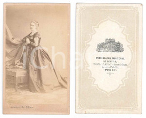 Fotografia d epoca originale 1870 ca TORINO Ritratto di una nobildonna  Fotografia LE LIEURE CDV 1
