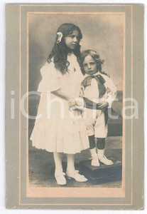 Fotografia d epoca originale 1910 ca TORINO Due fratelli bambini in abito bianco  Foto Giuseppe MOSSO 11x17 1