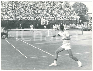 Fotografia d epoca originale 1977 TENNIS  US OPEN  Corrado BARAZZUTTI vs Jimmy CONNORS  Foto 24x18 1