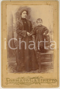 Fotografia d epoca originale 1900 ca COSTUME ITALIA Madre e figlia in abito coordinato Foto gabinetto 1