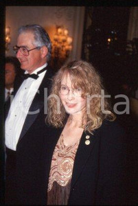 35mm vintage slide* 1996 ca CINEMA American actress Mia FARROW Harris YULIN (2)