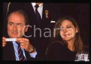 35mm vintage slide* 1989 ROMA Joseph BLATTER con Ornella MUTI (3)