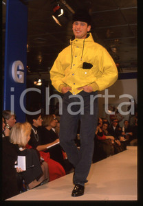 35mm vintage slide* 1989 MILANO - Sfilata Enrico COVERI Autunno-Inverno (4)