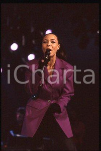 35mm vintage slide* 1990 ca MILAN Kim APPLEBY British singer-songwriter (10)