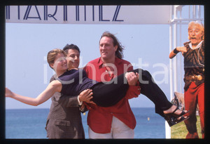 35mm vintage slide* 1998 CANNES Gérard DEPARDIEU Laetitia CASTA Festival (11)