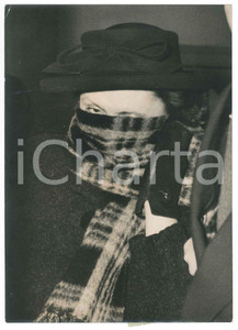 Fotografia d epoca originale 1953 PARIS Violette NOZIERE au Palais de Justice pour demande rÃ©habilitation 1