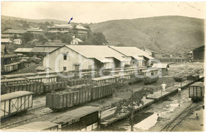 1930 ca CONGO BELGE - Mines du KATANGA - Gare de chargement - Photo 14x9 cm Fotografia originale d'epoca, in formato cartolina postale. GOOD/buono ma piccola macchia centrale Formato: 14x9 cm originale e autentica 1