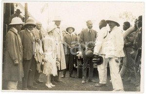 1928 CONGO BELGE Mines KATANGA Visite Roi Albert Ier Reine (6) Photo GABRIEL 516 Fotografia originale d'epoca, scattata durante la visita dei sovrani Alberto I ed Elisabetta del Belgio in Congo.FOTOGRAFO: L&eacute;opold Gabriel - Panda - Katanga GOOD/buono  Formato: 14x9 cm originale e autentica 1