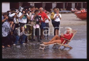 Fotografia d epoca originale Sandra MILO al Lido  Mostra del Cinema di VENEZIA 1990 35mm vintage slide 10 1