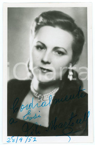 1952 ARGENTINA Soprano Pili MARTORELL - Foto con AUTOGRAFO 9x14 cm Fotografia d'epoca, con autografo. CONDIZIONI: F (lievi impressioni superficiali)FORMATO: 9x14 cm     originale e autentica 1