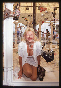 Fotografia d epoca originale Sandra MILO Mostra dei reggiseni 1990 ca  35mm vintage slide 6 1