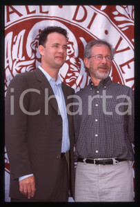 Fotografia d epoca originale Tom HANKS e Steven SPIELBERG FESTIVAL CINEMA VENEZIA 1998 35 mm vintage slide 5 1