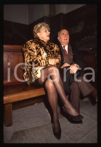 Fotografia d epoca originale Sandra MILO Armando CILLARIO Tribunale di MILANO 1995 ca 35mm vintage slide 6 1