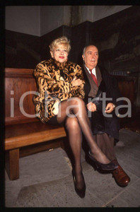 Fotografia d epoca originale Sandra MILO Armando CILLARIO Tribunale di MILANO 1995 ca 35mm vintage slide 11 1