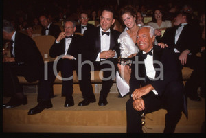 Fotografia d epoca originale Tom HANKS Giorgio ARMANI Steven SPIELBERG  VENEZIA 1998 35 mm vintage slide 1