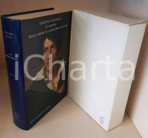 2008 Alessandro MANZONI Sul Romanticismo - Vol. 13 (3) Edizione Nazionale Edizione Nazionale ed Europea delle opere di Alessandro Manzoni. Legatura in tela blu, logo "Casa del Manzoni" in oro al centro del piatto, sovraccoperta illustrata, cofanetto in cartoncino.Composizione dei testi nella versione VAL del carattere Baskerville, realizzato nella Stamperia Valdonega ad Arbizzano di Verona.PAGINE: 484EDITORE: Centro Nazionale Studi Manzoniani - Milano FAIR/discreto volume intonso, ma macchie, abrasione e piccolo scollamento al cofanetto Formato: 22x14 cm originale e autentica 1